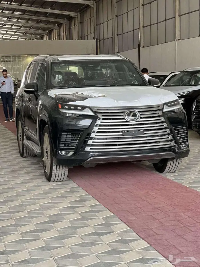 لكزس LX600BB 2025 سعودي -بالنقد والتقسيط 1