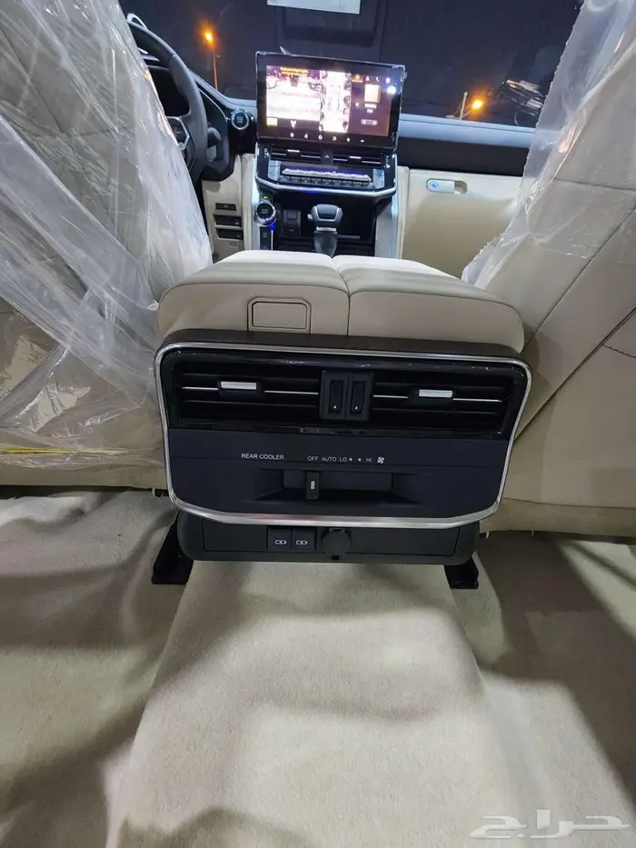 تويوتا لاندكروزر GXR - L4 بنزين 2026 السعر 330050 14
