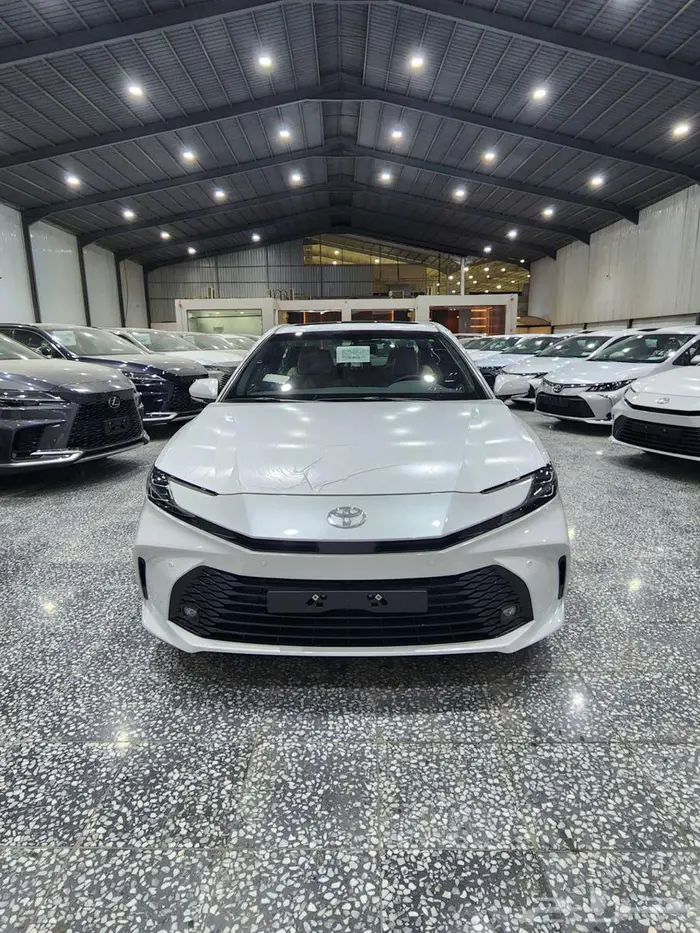 كامري LE فتحه سقف 2025 بنزين السعر 120750 2