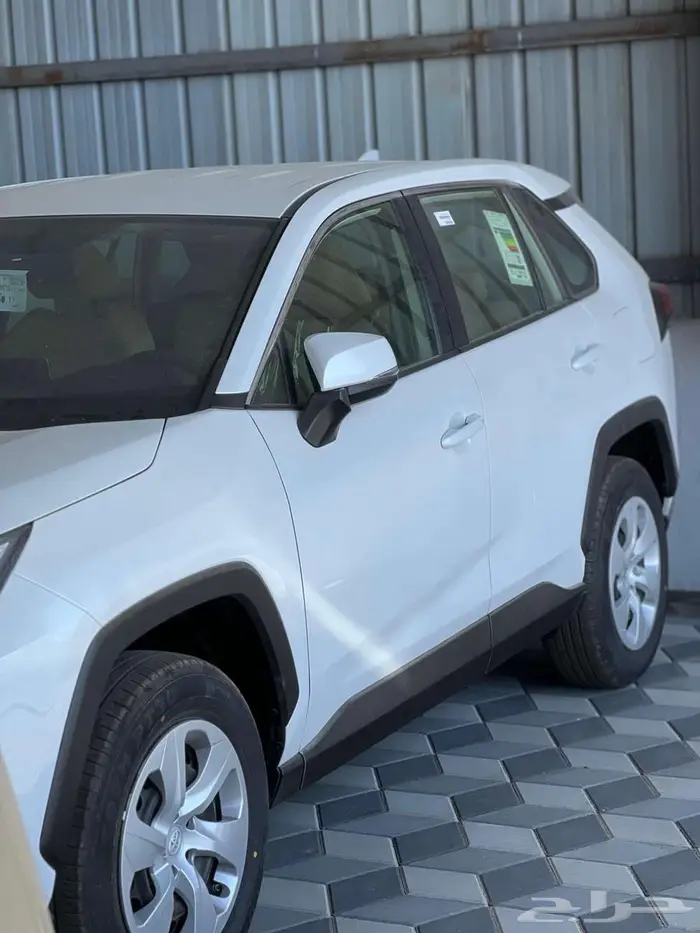 تويوتا راف فور 2025 خليجي 2.5 بدون دبل 0