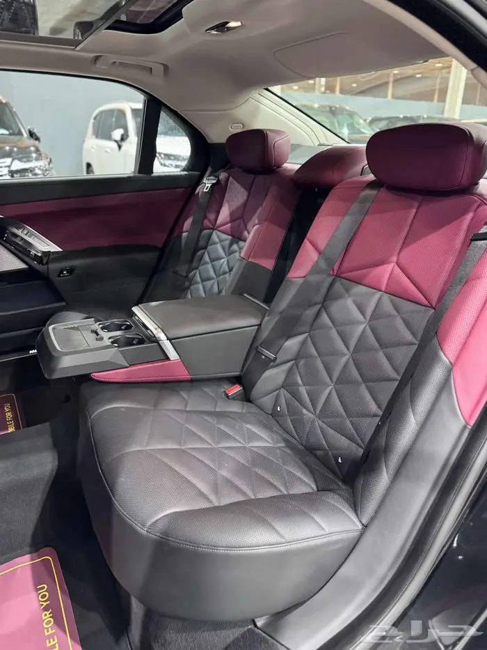 بي ام دبليو 735i موديل 2024 7