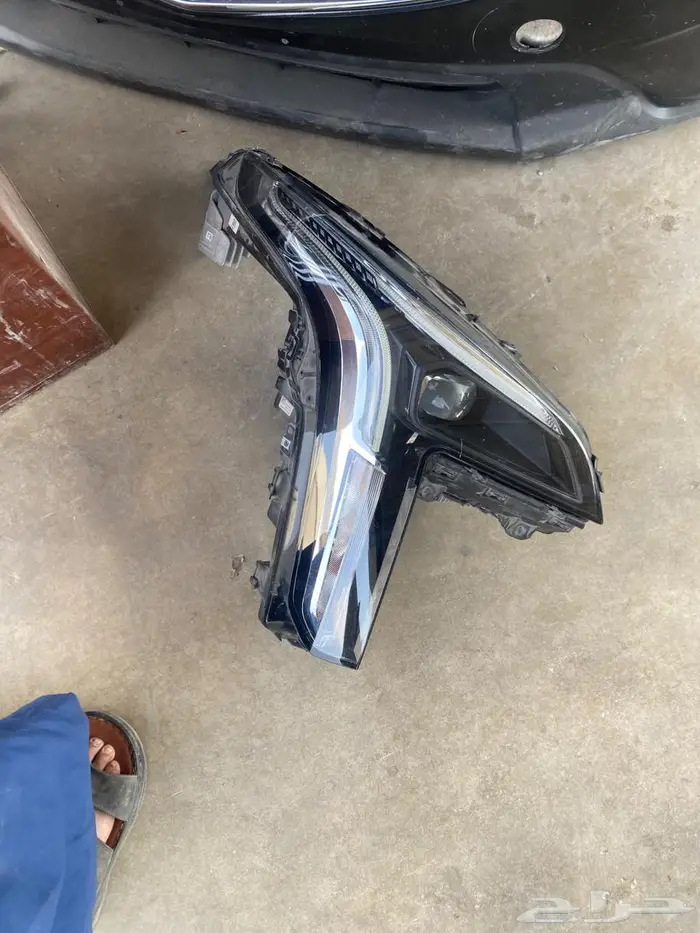 شمعه يمين كدلك XT4 0