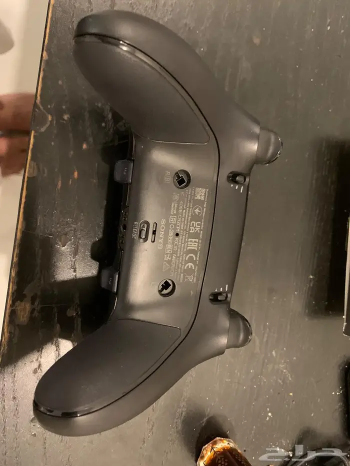 يد سوني فايف الاحترافيه 4