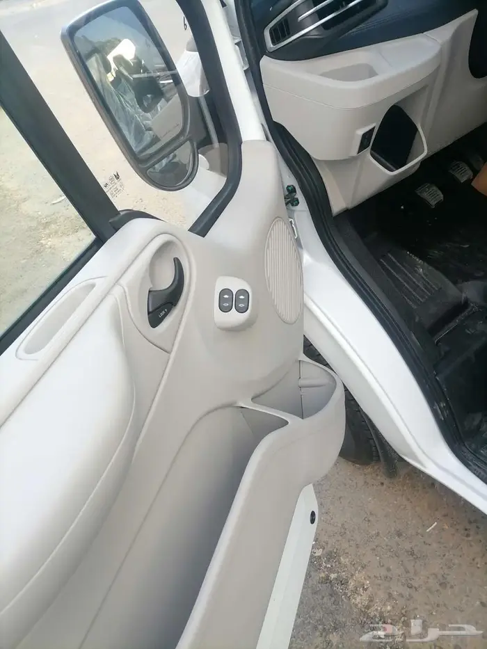 جي ام سي فان ركاب 15 راكب ديزل قير عادي 2026 6