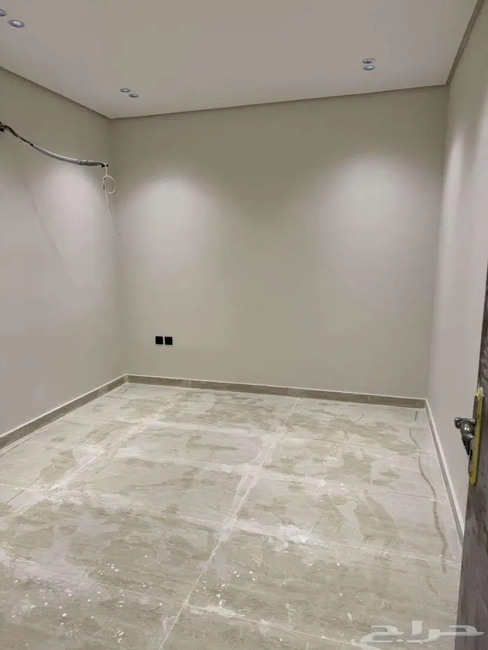 للايجار شقة في حي الضباب 3