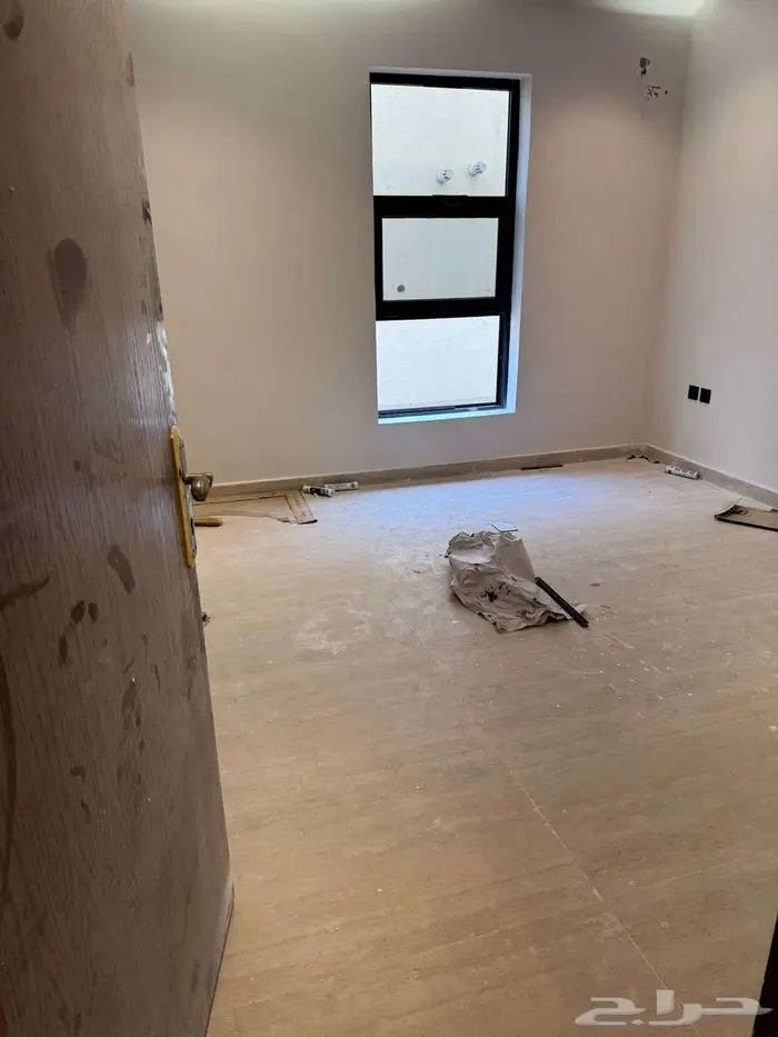 للايجار شقة في حي الضباب 4