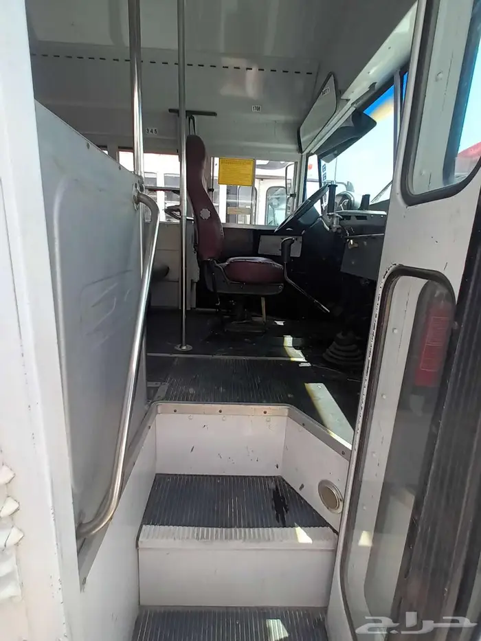 باصات انترناشونال 2010 ديزل مكيف 55 راكب International Buses 7