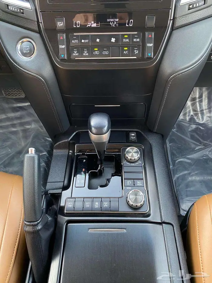 لاندكروزر GXR 2021 V8 تورنق فل كامل 14