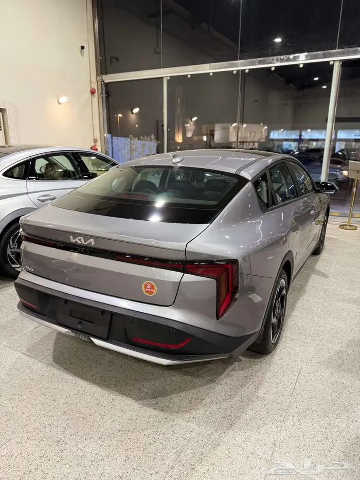 كيا k4 فتحة بانوراما ماكينة 2000 موديل 2026 5