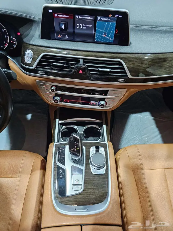 بي ام دبليو 730Li 2018 فئة بيزنس 12