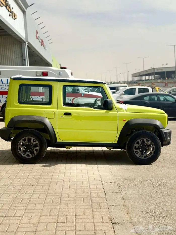 Suzuki Jimnyسوزوكي جيمني اوتوماتيك دبل ستاندرخليجي 2025 4