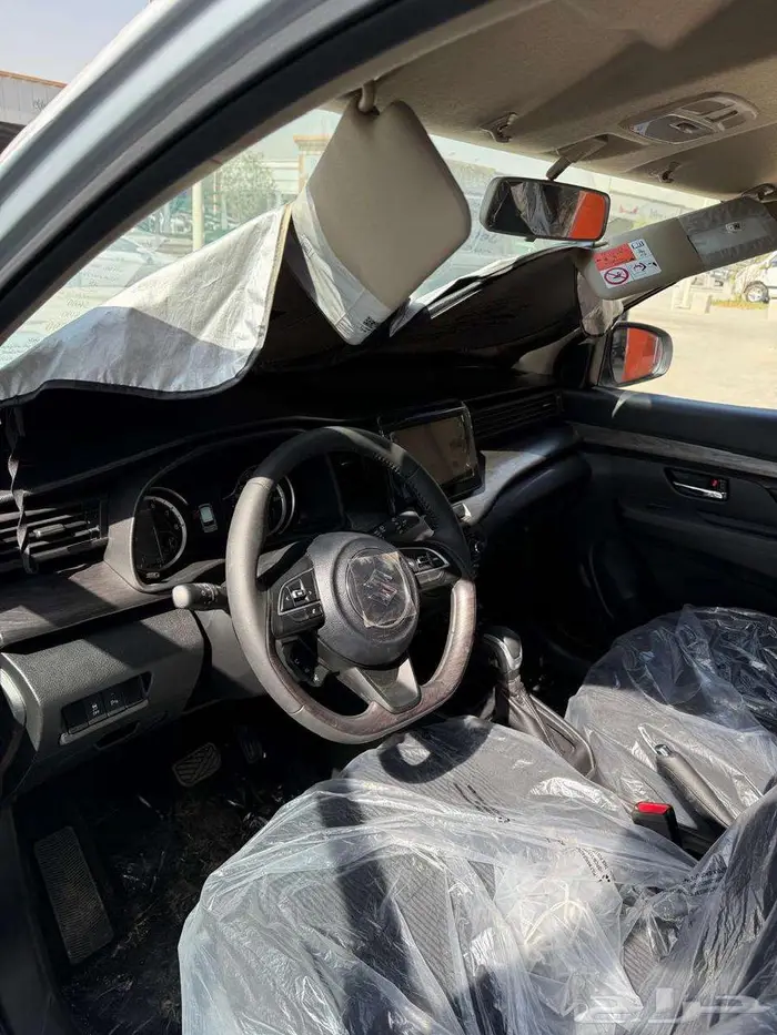 سوزوكي ارتيجا GLX 2025 5