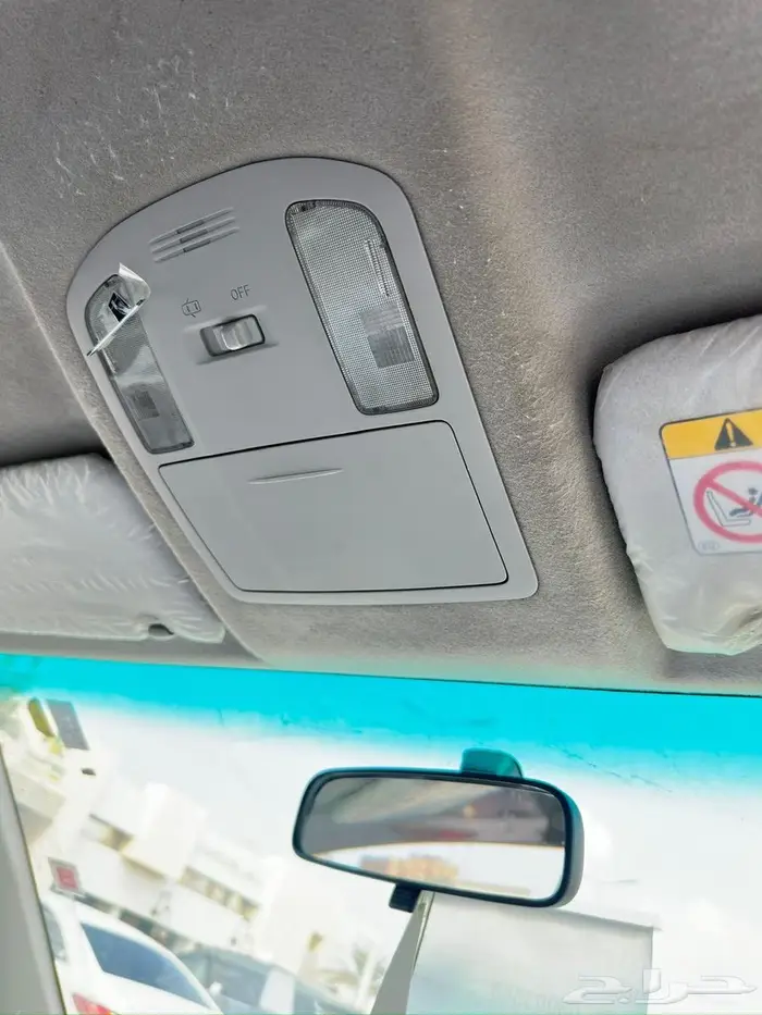 هايلكس GLX عبداللطيف جميل 12