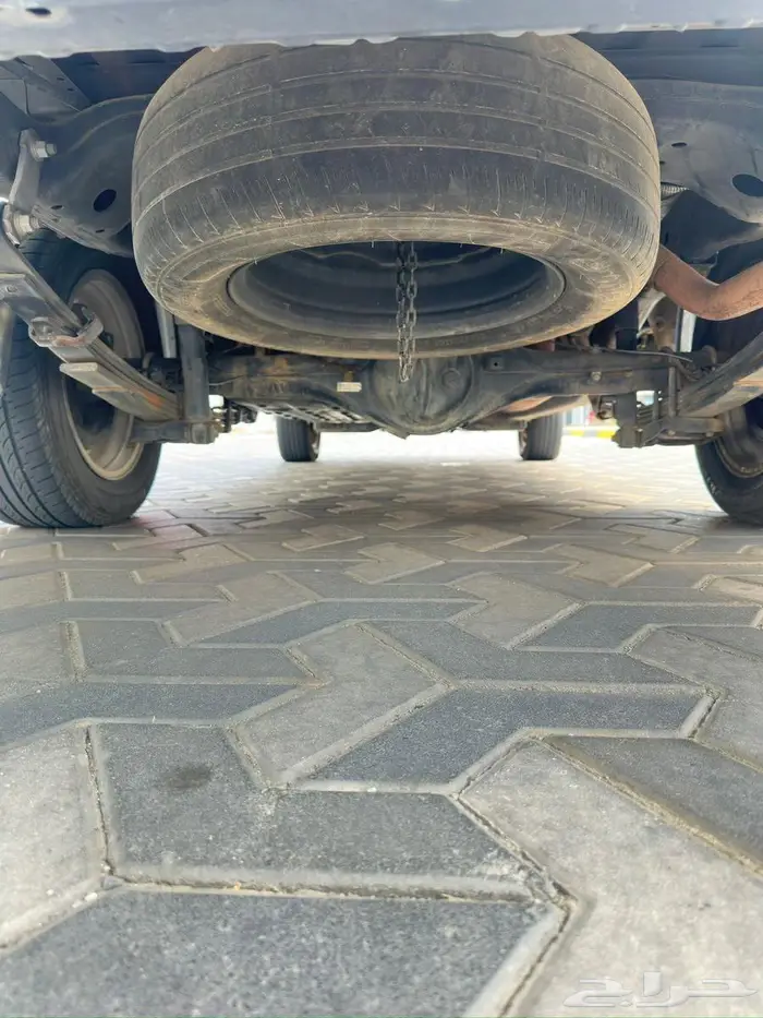 هايلكس GLX عبداللطيف جميل 15