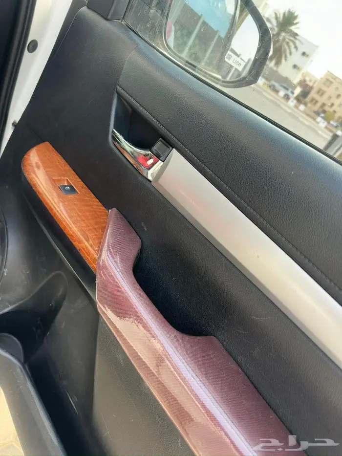 هايلكس GLX عبداللطيف جميل 9