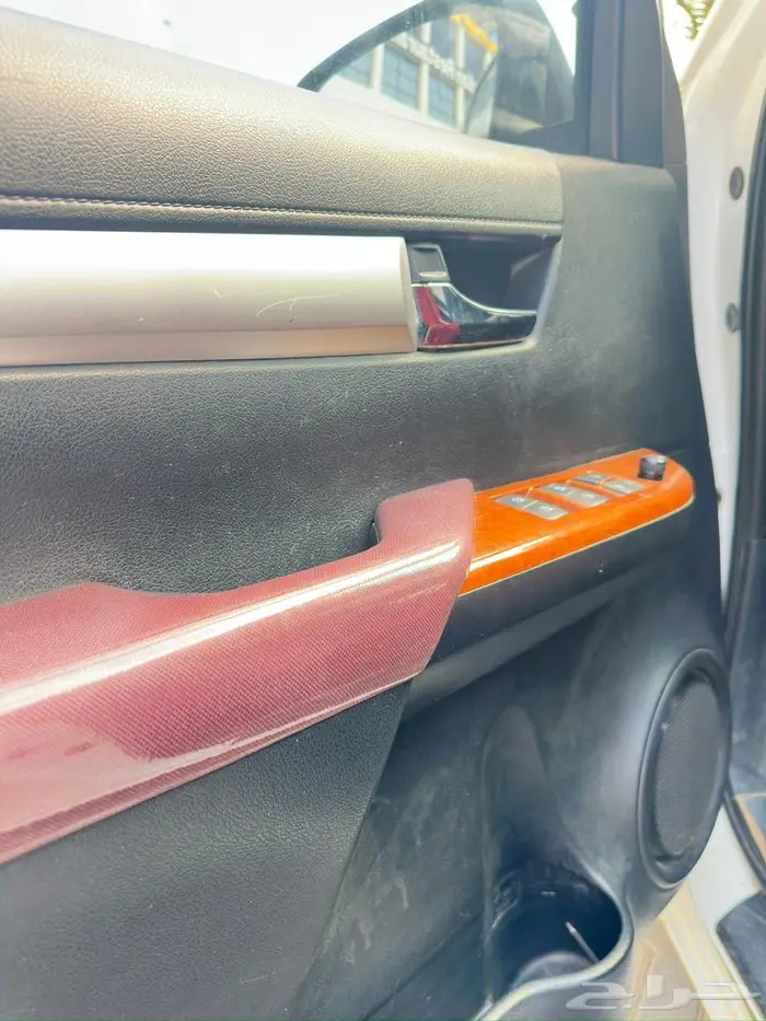 هايلكس GLX عبداللطيف جميل 8