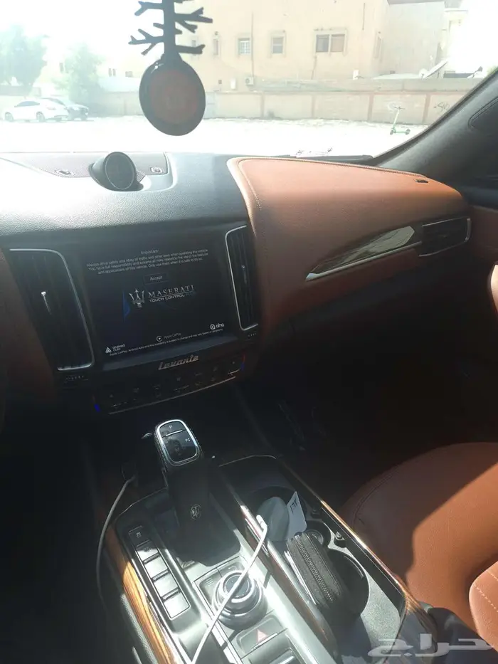 للبيع مازيراتي ليفانتي واجن 2020 فل 2