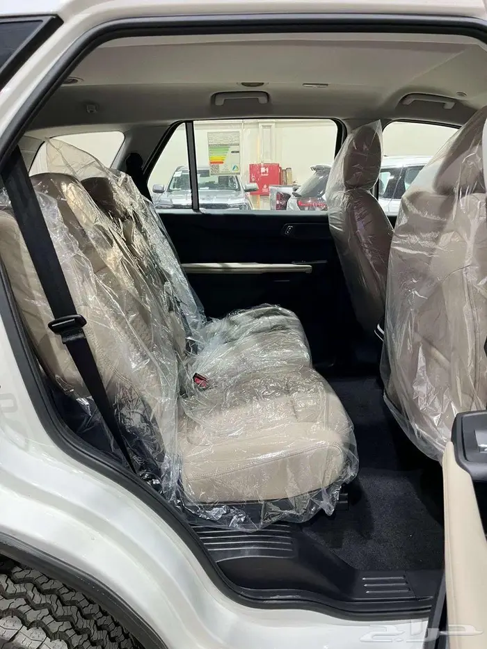 فورد ايفرست استاندر بنزين دبل 2025 9