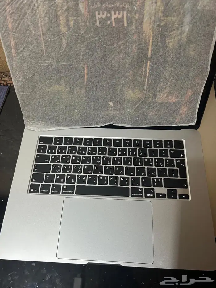 ماك بوك اير 2025 0