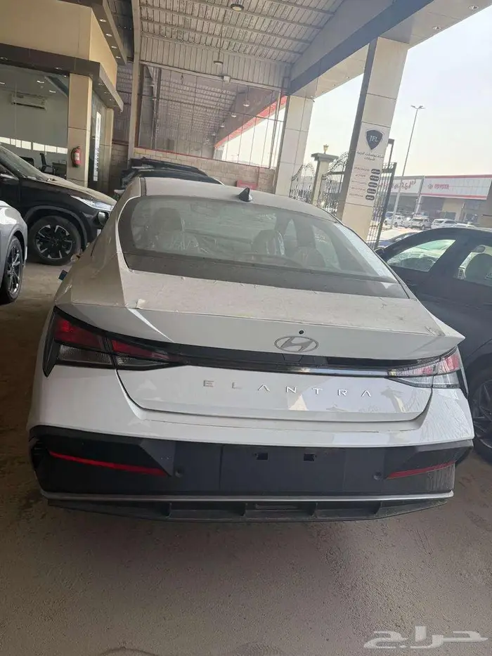 هونداي النترا سمارت بلس محرك 1.5موديل2025 كاش واقساط 5