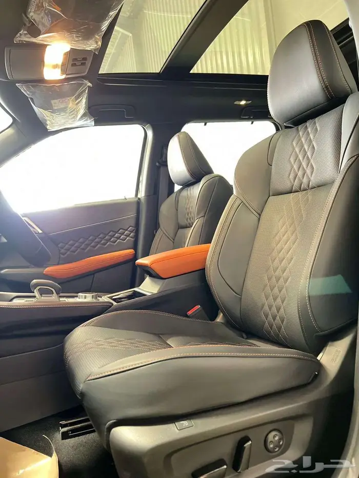 ميتسوبيشي اوتلاندر نص فل وفل كامل7 راكب 2025 15