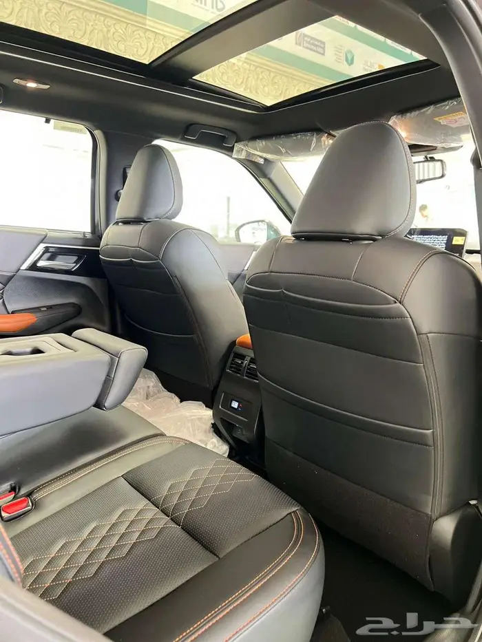 ميتسوبيشي اوتلاندر نص فل وفل كامل7 راكب 2025 13