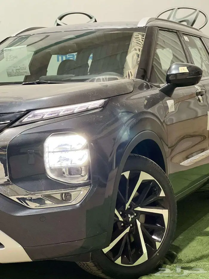 ميتسوبيشي اوتلاندر نص فل وفل كامل7 راكب 2025 11