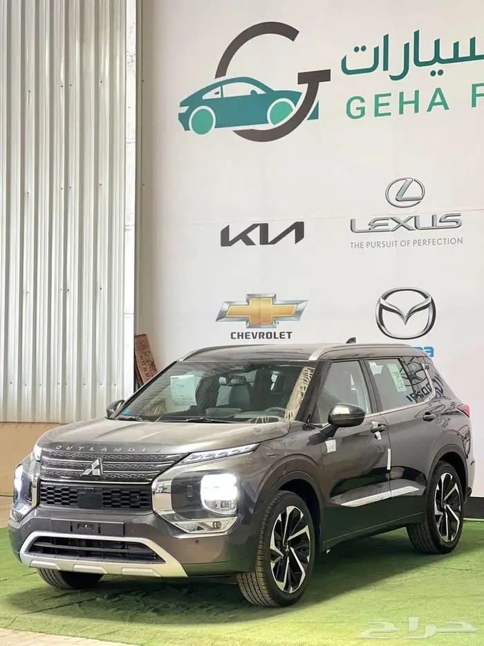 ميتسوبيشي اوتلاندر نص فل وفل كامل7 راكب 2025 1