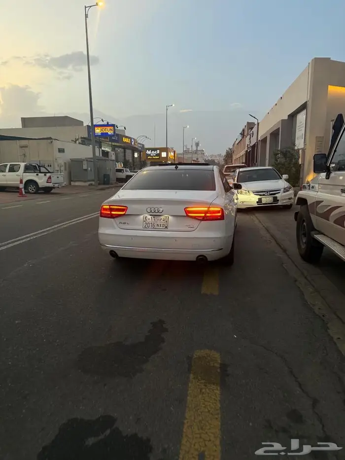 اودي a8 1
