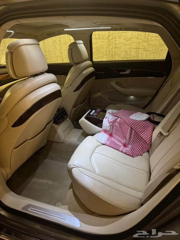 اودي a8 2013 للبيع - نظيف جدا 1