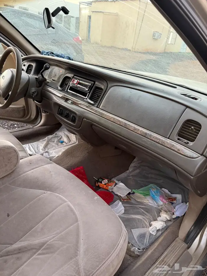 للبيع فورد موديل 2000 7