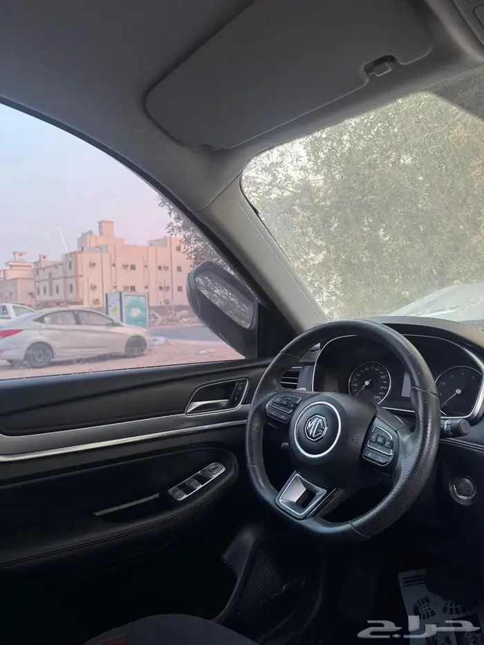 MG rx8 2023 مصدوم 6