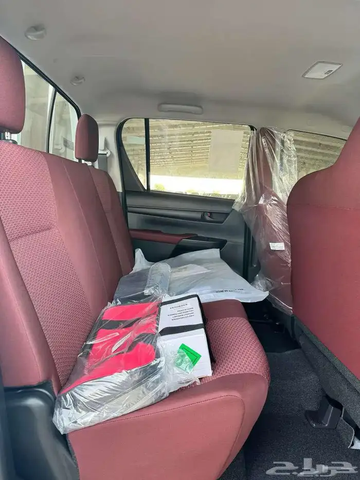 تايوتا هايلوكس 2025 - ديزل عروض التقسيط والكاش 6