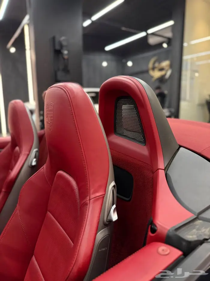 بورش بوكستر GTS 1 OF 1 36