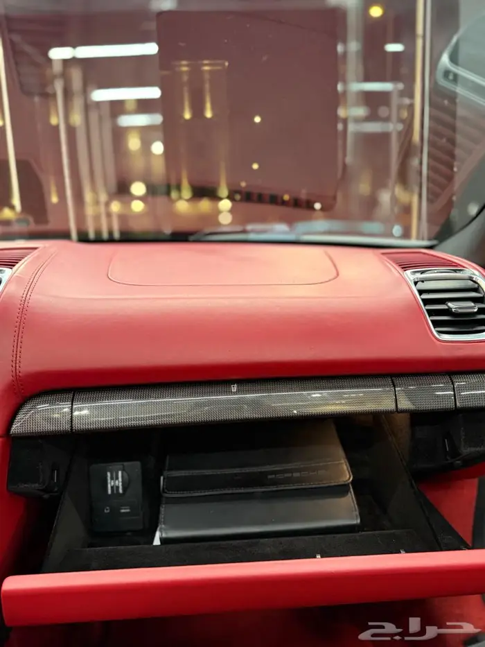 بورش بوكستر GTS 1 OF 1 37