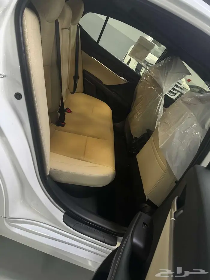 تويوتا- كامري- LE -هايبرد- 2025-بطاقه - ابيض 0