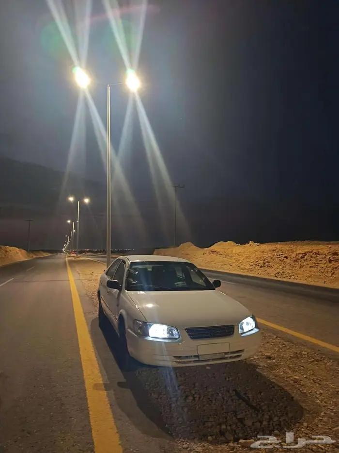 كامري للبيع نضيفه 10