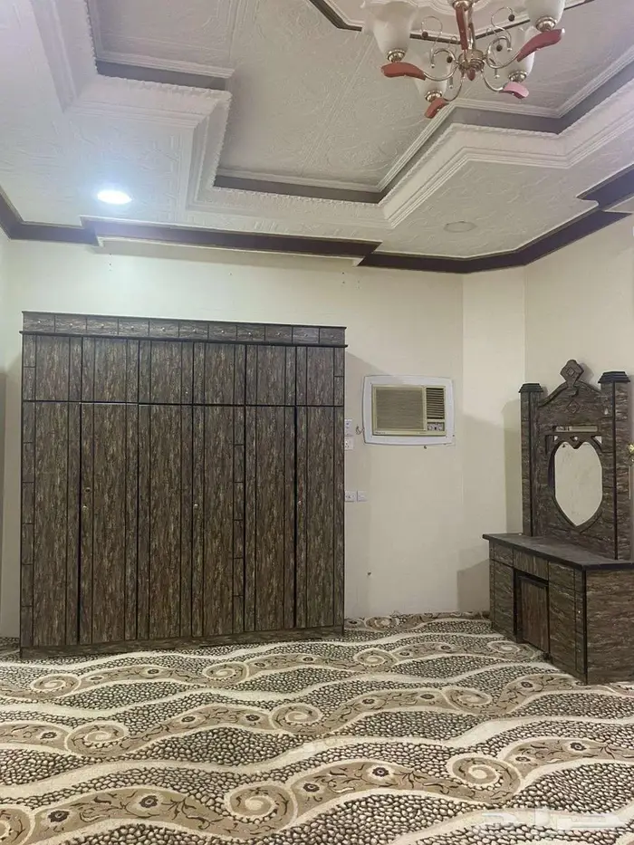 للايجار دور مفروش حي شعب رير 3