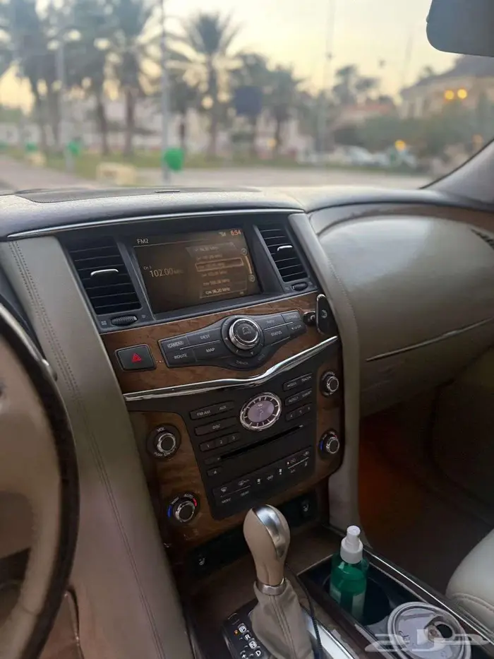 انفنيتي نيسان واجن QX80 27