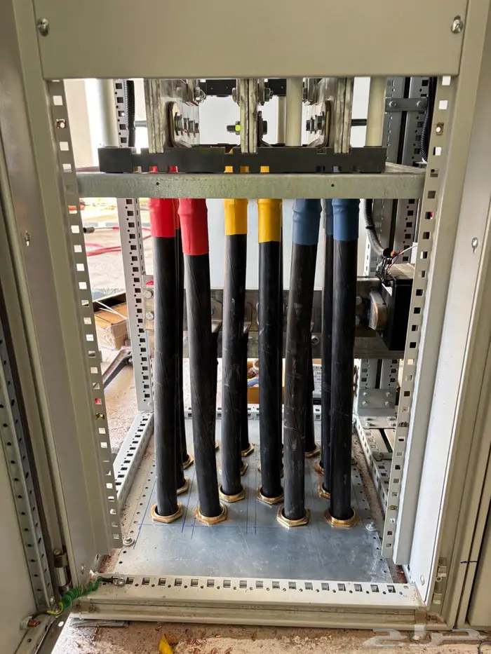 مفاول جهد عالي ومتوسط ومنخفض 4