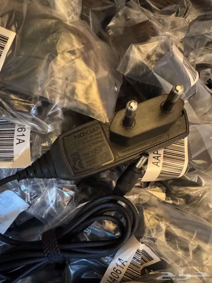 شاحن سيارة مسمار كبير نوكيا والاجهزة الاسلكية GPS 25