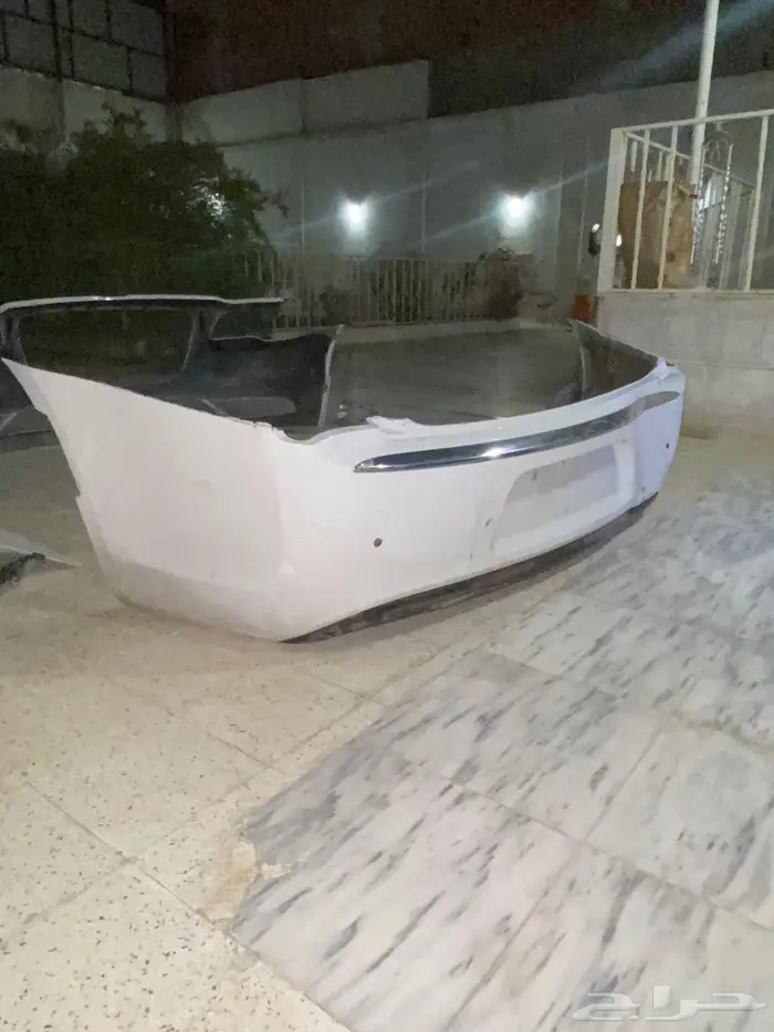 قطع غيار كرايسلر 2023 بودي ممتازه ونظيفه 4