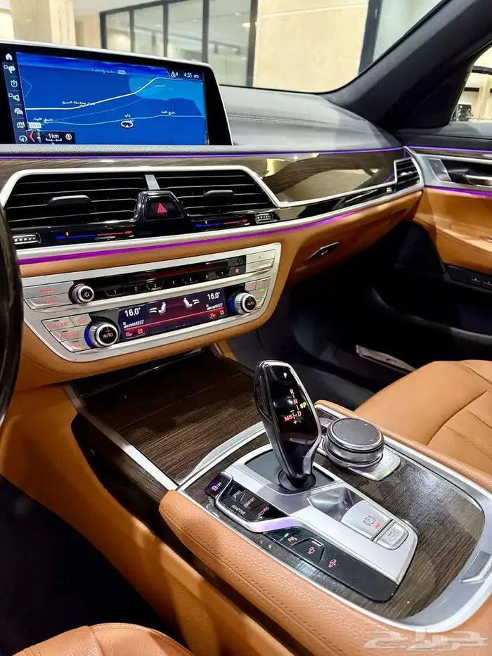 بي ام دبليو 740li 2018 فل كامل 11