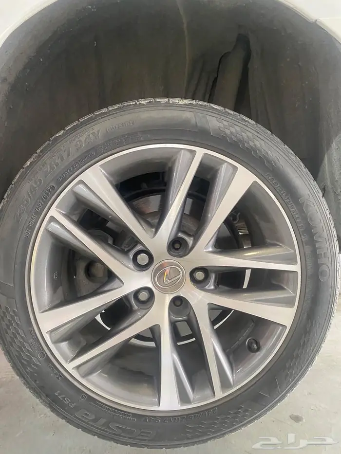 جنوط لكزس اي اس ارنوب 2017 1