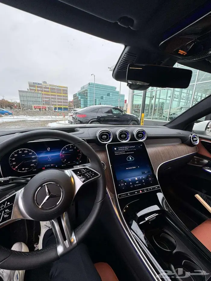 مرسيدس بنز 2025 GLC300 4MATIC كوبيه 1