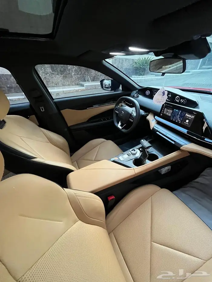 شانجان UNI-V 2024 5