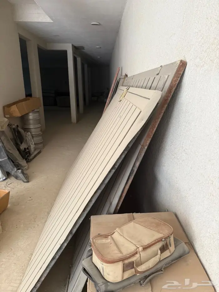 باب حديد حجم كبير للبيع 4قطع مفكوك جاهز 0