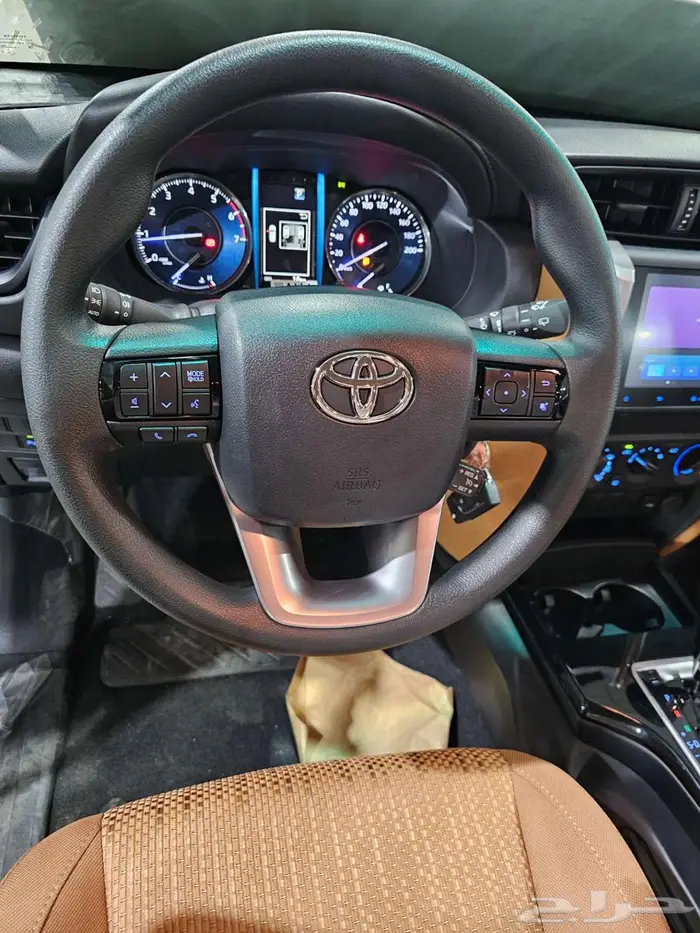 تويوتا فورتشنر بنزين GX2 دبل موديل 2025 1