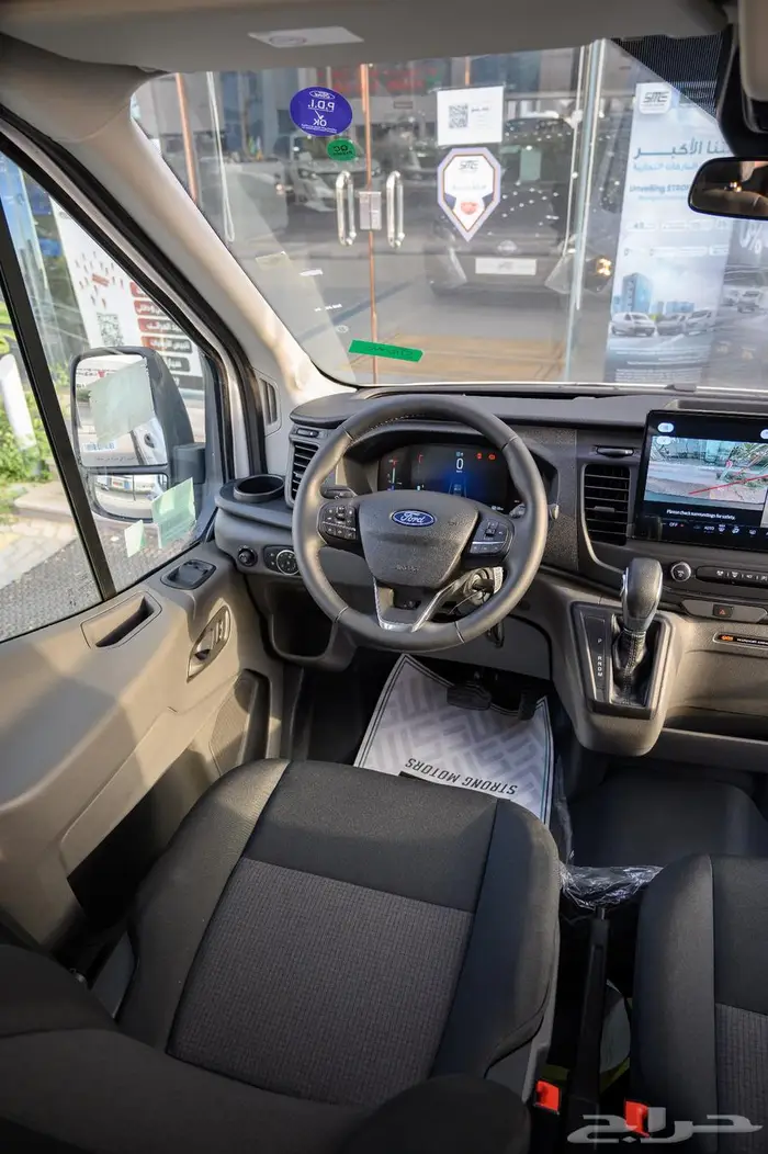 فورد ترانزيت موديل 2025 ركاب ديزل اوتوماتيك 14