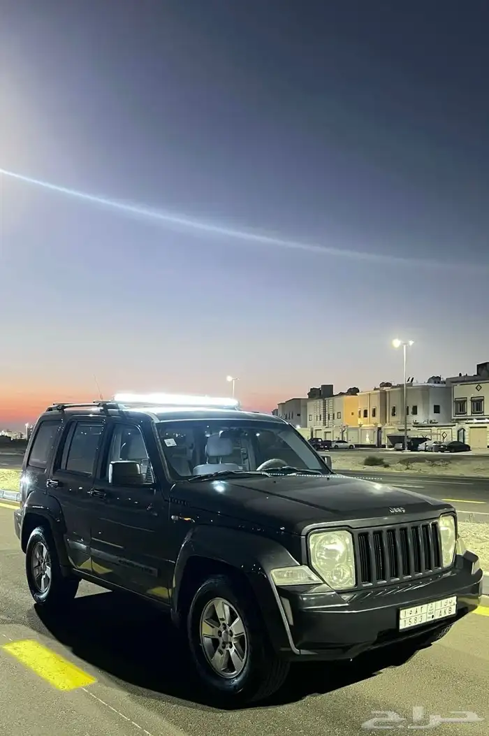 جيب ليبرتي الموديل 2011 2